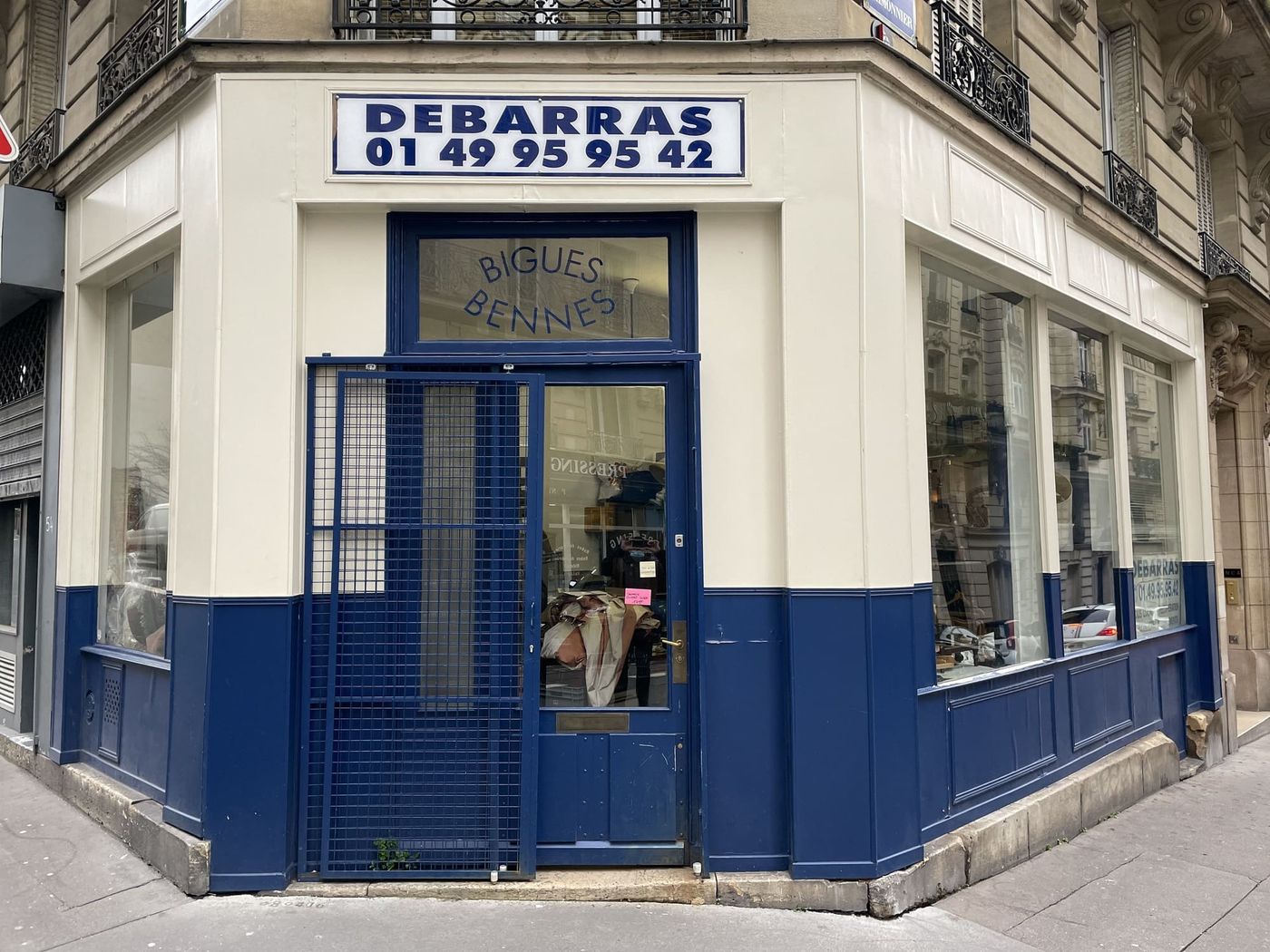 Façade de la boutique Bigues Bennes rue Thimonnier à Paris 9ᵉ
