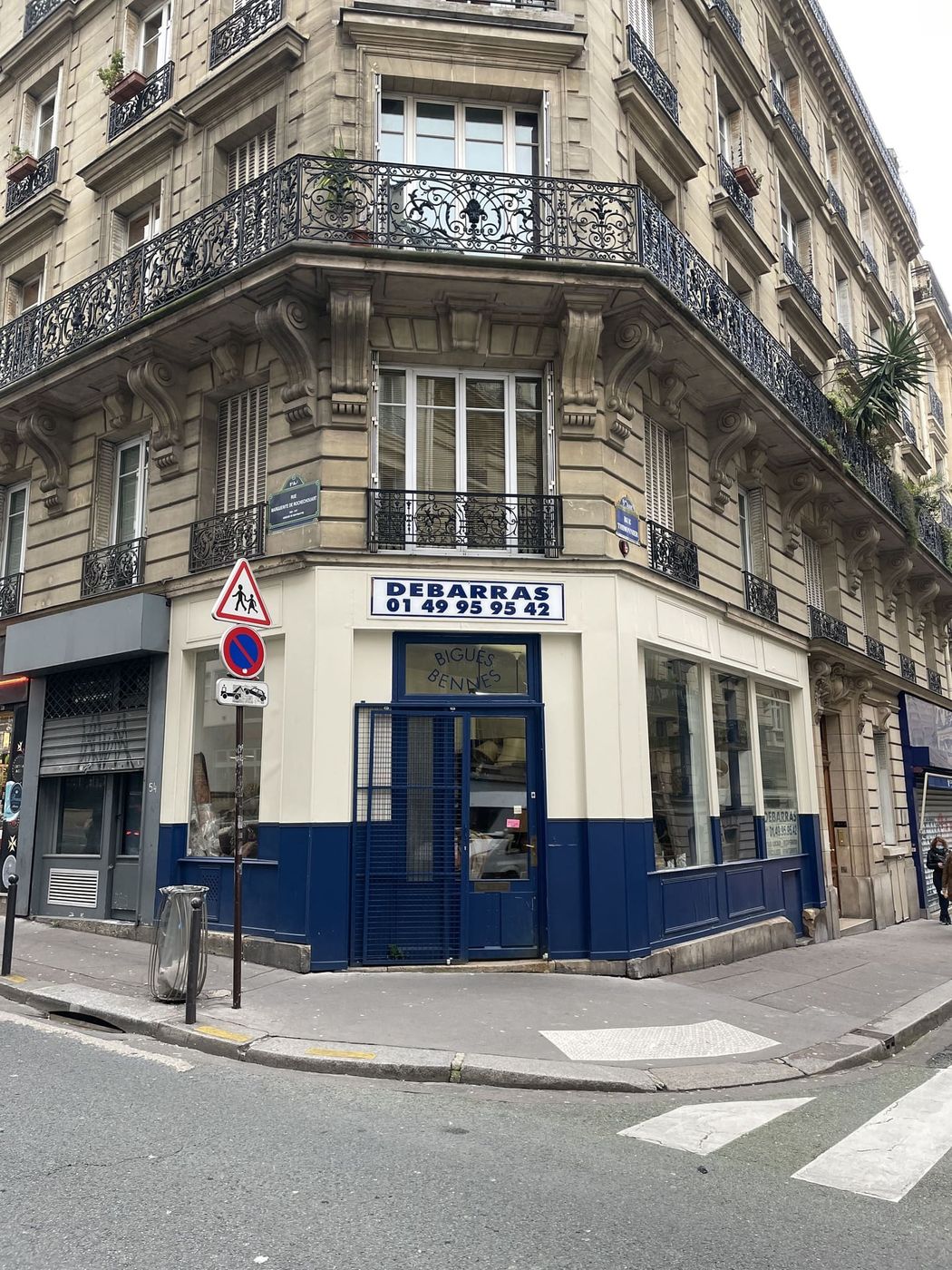 Immeuble et boutique Bigues Bennes dans le 9ᵉ arrondissement