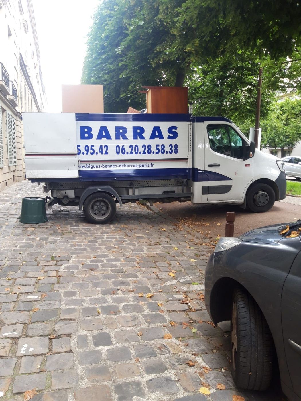 Débarras en cours à Saint-Mandé